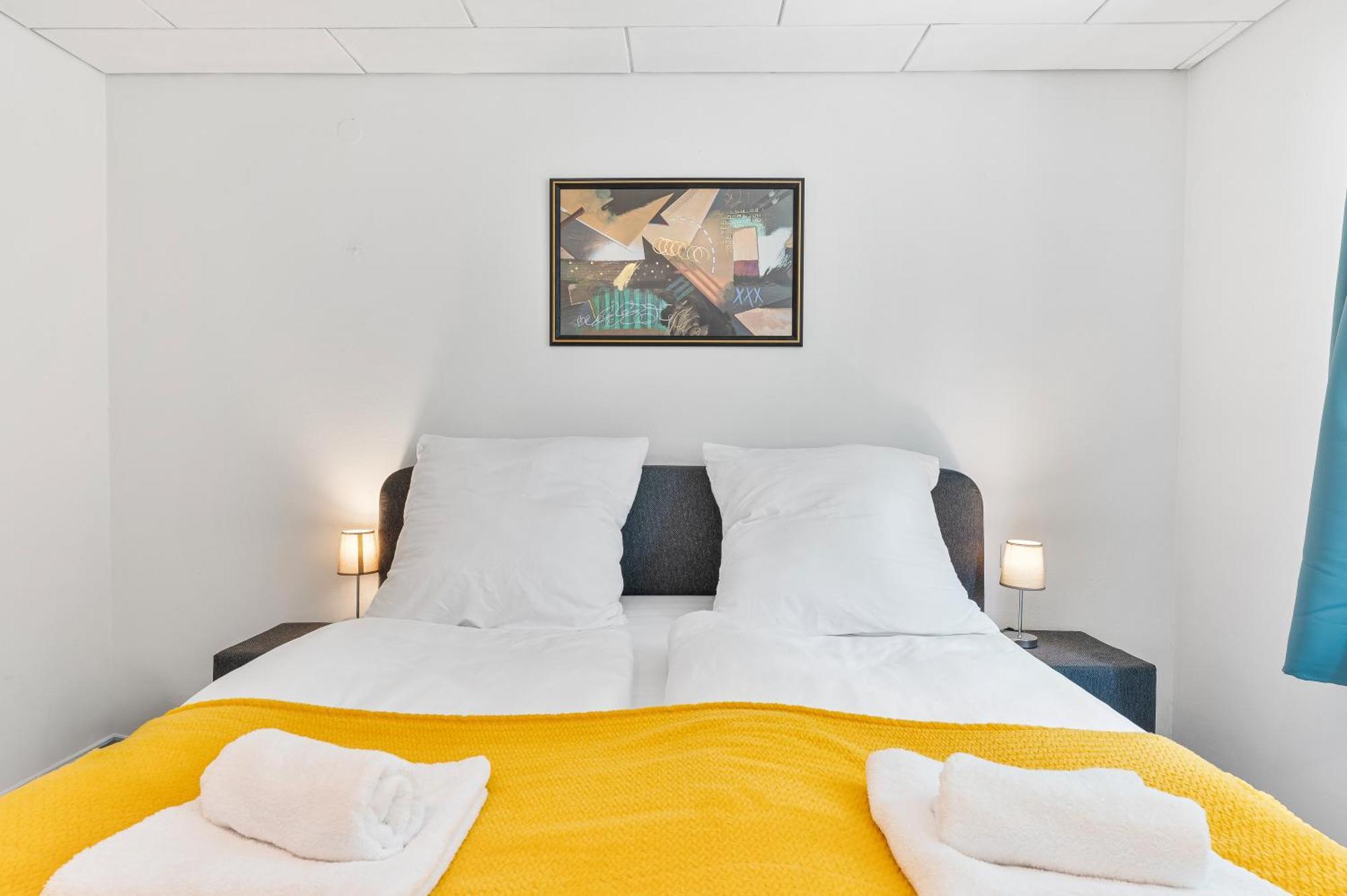 Sunshine - 4 Personen Airport Messe Mit Tg-Garage Apartment Ostfildern Ngoại thất bức ảnh